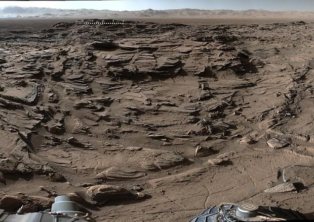 Pretty much all of Mars looks like this